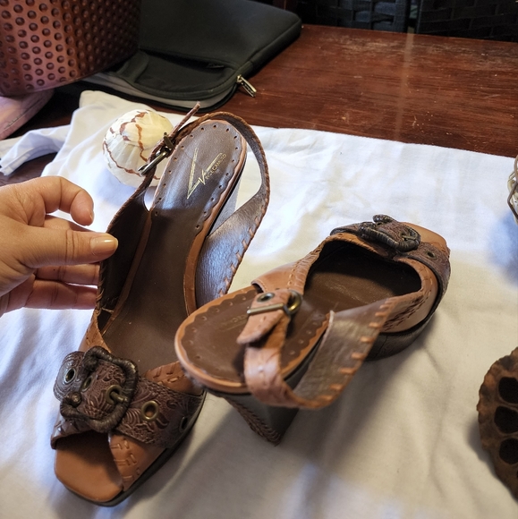 Brown Sandal Wedges Vince Camutto with Design - Picture 6 of 12